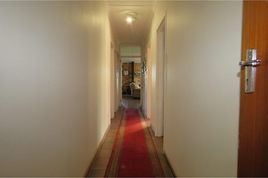 4 Bedroom Property for Sale in Palmiet Western Cape